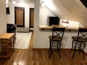 Historic Loft | Summit Ave | Colleges | Stadiums - Image 4