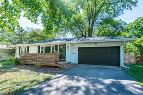 Remodeled and centrally located home in Columbia - Image 3