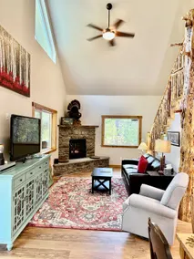 Comfort at Elkhorn Lodge:Your Home Away From Home! - Image 2