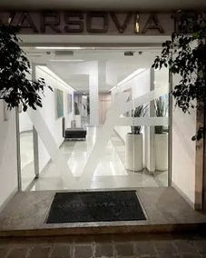 The closest place to the iconic Angel. Period. - Image 4