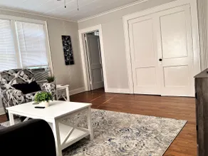 Updated, efficient and economic town house - Image 2