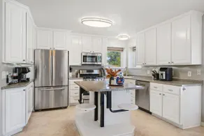 New Modern Suite with Hot Tub Salt Lake City Taylorsville - Image 3