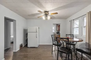 Central cute updated 2 bedroom house in Des Moines - Image 5