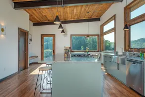 Luxury Cabin+Stunning Mountain Views+25 min to AVL - Image 2