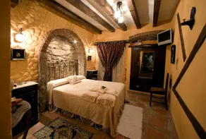 Beautiful Rural House in Montánchez, downtown Extremadura - Image 2