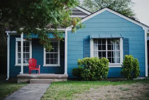 Luna Wren Cottage in the heart of Denton - Image 3