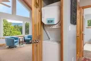 The Peaceful Perch One Bed home on an organic farm - Image 5