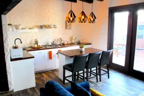 La Carabela | Loft 1 Bath downtown w/terrace - Image 4