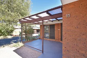 Paradise in Alice Springs, 2 b/room & carport - Image 3