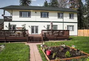 Luxury 4 bedrooms House with amenities - Image 2