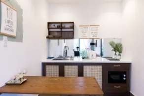 SEMI-ClASSiCAl 2BR Apt w/ROOfTOP Pool Near OldTown - Image 5