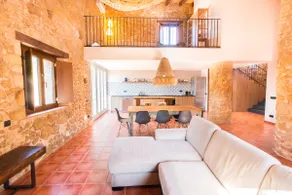 La Pallissa - Hayloft renovated with rustic charm - Image 4