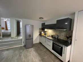 Modern 3-bedroom apartment with Parking + Downtown - Image 2