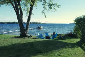 Lakefront Cottage-2Bdr-1.5Bth-Sleeps 6 - Image 5