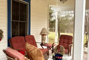 Refurbished 1880s Victorian Farm House~ Sleeps 6. - Image 4