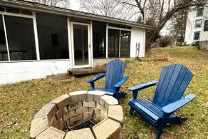 Refurbished 1880s Victorian Farm House~ Sleeps 6. - Image 2