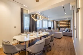 Soho Exclusive 2BDR Super Central Luxury Unit! - Image 2