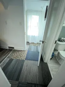 Lovely 2 bedroom w/ TVs Free Wi-Fi Upstairs Unit - Image 5