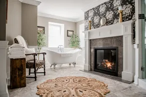 Mill Road Farmhouse: Restored with Beautiful Pool. - Image 4