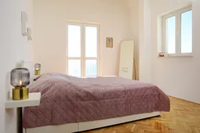 Artistic apartment overlooking the Old City - Image 5