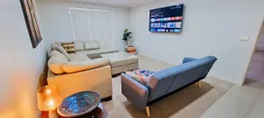 Beautiful home in Harrison with 5 Bedrooms - Image 5