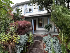 Near OSU Campus and DT comfy convenient charming - Image 3