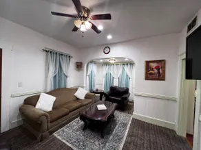 Near OSU Campus and DT comfy convenient charming - Image 2