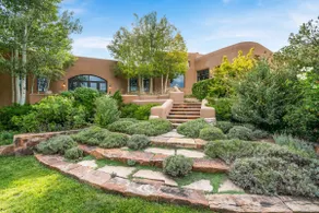 Grand Luxury Estate with Pool & Hot Tub - Image 2