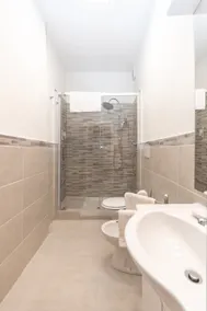 G&C's Apartment - Image 5