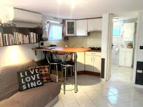 Charming studio, 50 metres from the beach! - Image 5