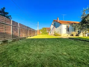 House with garden – Plaza Verde - Image 5