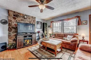 Mountain Views, Lake Fun, Family-Friendly - Image 3