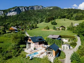 Villa Flora - a scene for all seasons - Image 3