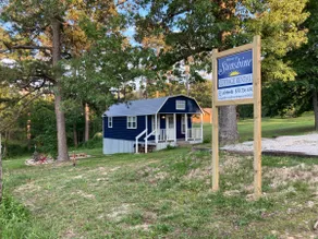 Sunshine Cottage Rental - Image 3
