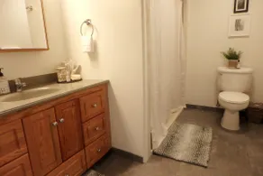 Renovated Luxury Private Unit - Image 5