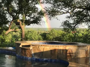 Brazos River Spectacular Views with Pool/Hot Tub - Image 3