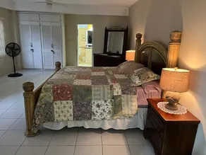 One Bedroom Apartment with onsite parking. - Image 3