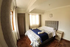 Downtown, Spacious and Equipped | 3 Bedrooms + Garage - Image 5