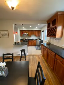 Mt. Lebanon-3 Bedrooms- Family Friendly- Clean - Image 4