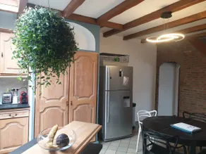 Large family home - Image 4
