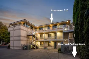 3rd Story Downtown 2 bdrm Apartment - Free parking - Image 2