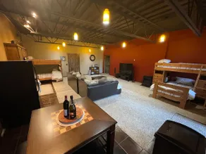 Secluded Schweitzer apartment with hot tub - Image 3