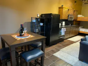 Secluded Schweitzer apartment with hot tub - Image 4