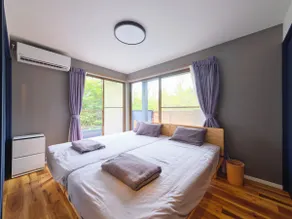 Stylish Cottage Retreat in the Mt. Fuji Highlands - Image 3