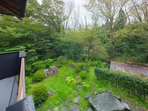 Stylish Cottage Retreat in the Mt. Fuji Highlands - Image 5