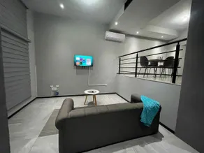 Modern and spacious house with a tub, we bill - Image 3