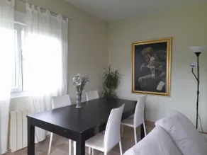 2 km from downtown, with a shared garden - Image 2
