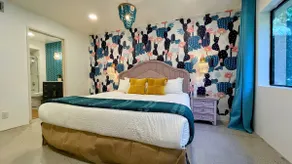 Boho Chic 2 Bed 2 Bath condo -- BEST LOCATION IN TOWN - Image 3