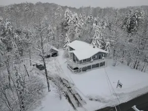 Cozy Modern Rustic Ski Lodge! 7BR | Sleeps 16 - Image 2