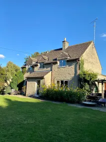 Totally Private, idyllic House with hot tub in an acre of private gardens - Image 2